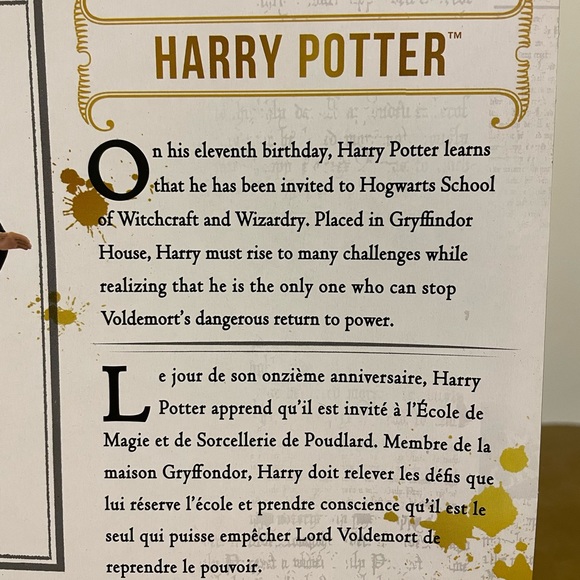 Harry Potter doll first in the line. Collectible with uniform & wand NWT NRFB - Picture 7 of 11